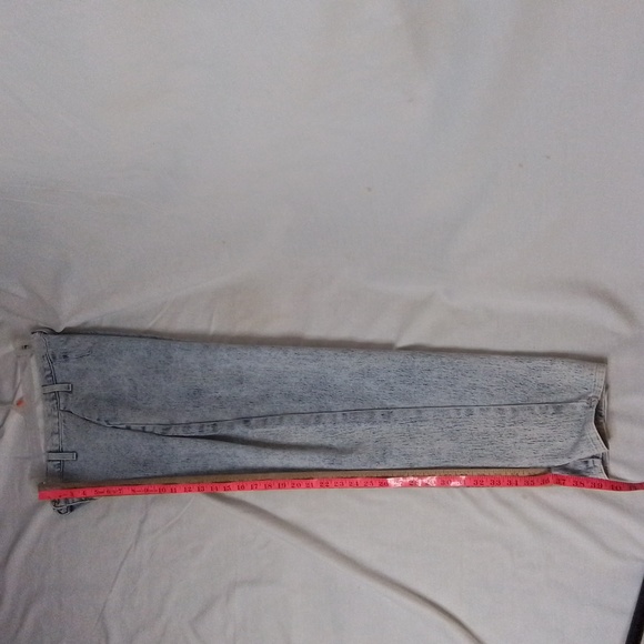 What's Next Whitewash straight leg jeans - Picture 5 of 11